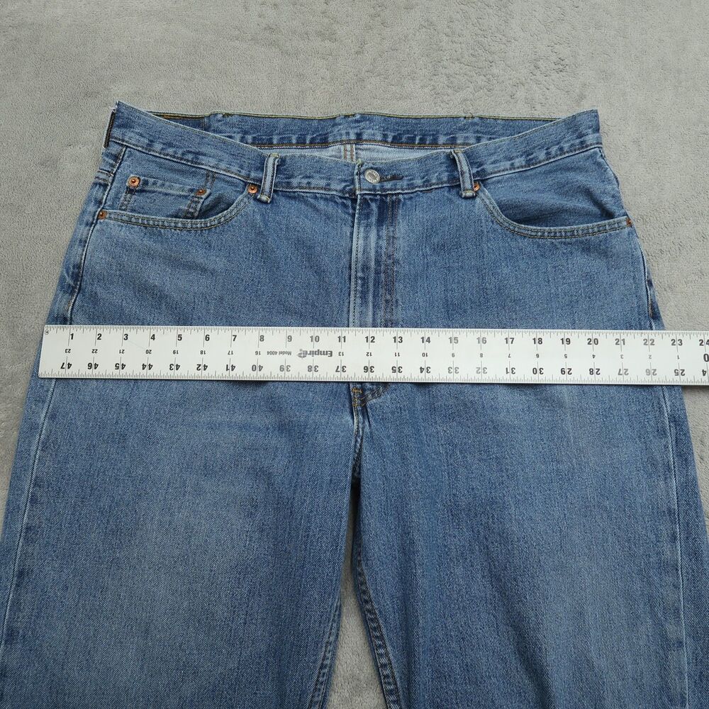 Levi's 550 Jeans Mens Size 40x30 (38x30 Actual) Blue Relaxed Tapered Denim - Picture 16 of 16